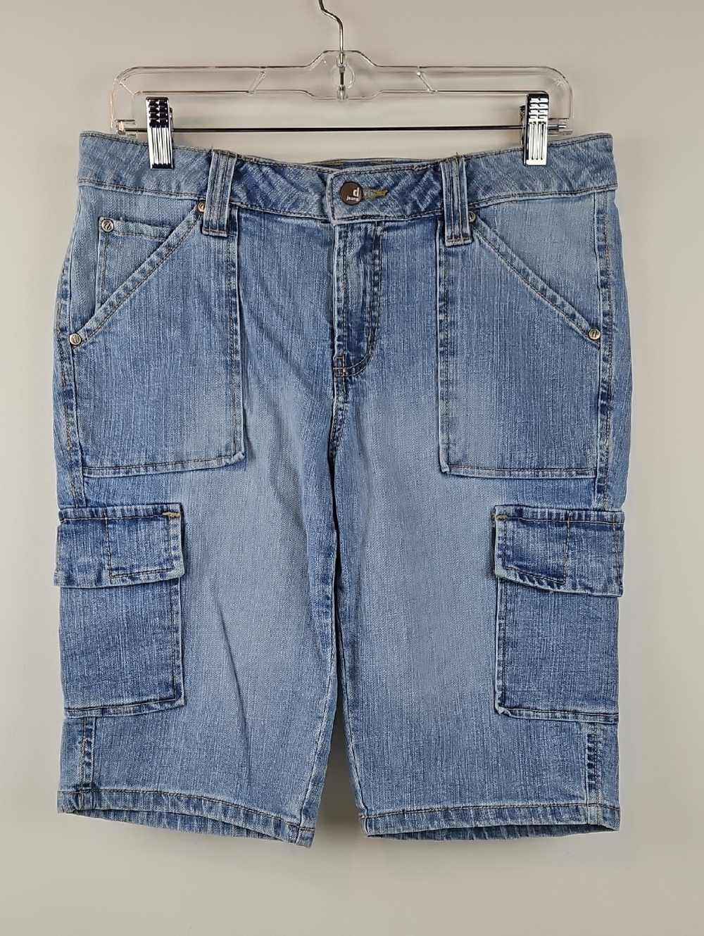 Light Wash Denim Cargo Shorts Blue Size 8